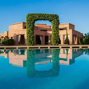 Koutoubia, Jardin Luxuriant, Piscine Et Villa